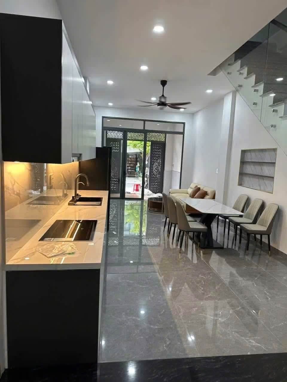 Ngôi nhà 3 phòng ngủ tại Bắc Nha Trang
