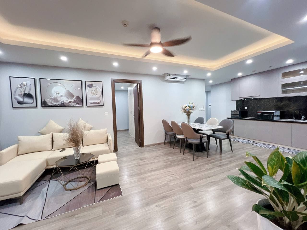 Căn hộ 3 phòng ngủ mới tại tòa nhà HUD Building