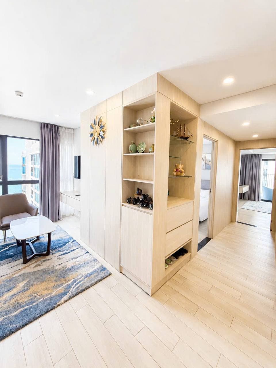 Căn hộ 2 phòng ngủ view biển Gold Coast, Tháp Bắc